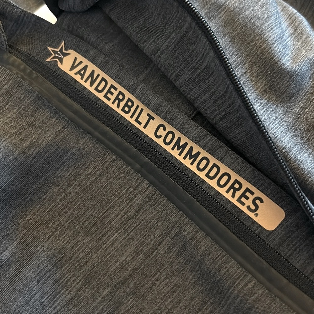 NWT [Levelwear] Vanderbilt Commodores NCAA Apex 1/4 Zip Hooded Pullover Men’s L - Picture 13 of 15